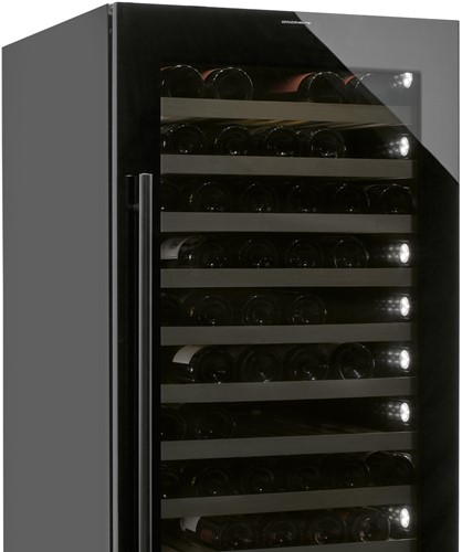 Lavardin Uno / Deur: Sapphire Black Edition