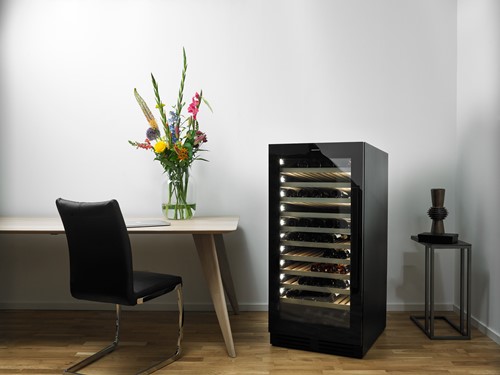 Wijnklimaatkast Lavardin (Uno) met Brilliant Black deur & zwarte Robusto hendel || SW120