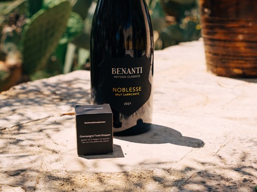 Champagne Twist Stopper