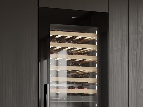                          Rougemont Ultimo / Deur: Brilliant Black Edition