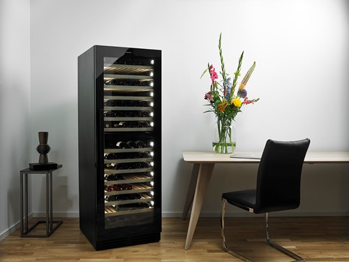 Wijnklimaatkast Chenonceau (Duo) met Brilliant Black deur & zwarte Robusto hendel || SW180