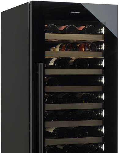 Rabutin Uno / Deur: Sapphire Black Edition
