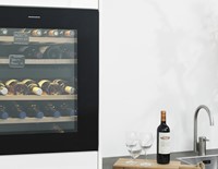Wijnklimaatkast Turenne met Brilliant Black deur || SW30B
