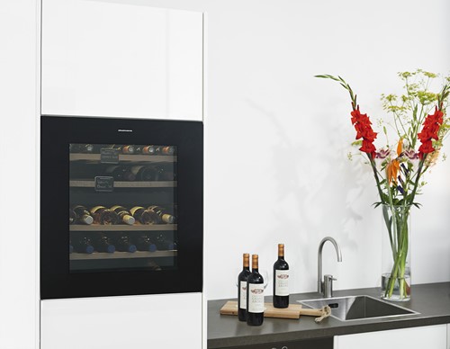                          Turenne Duo / Deur: Sapphire Black Edition